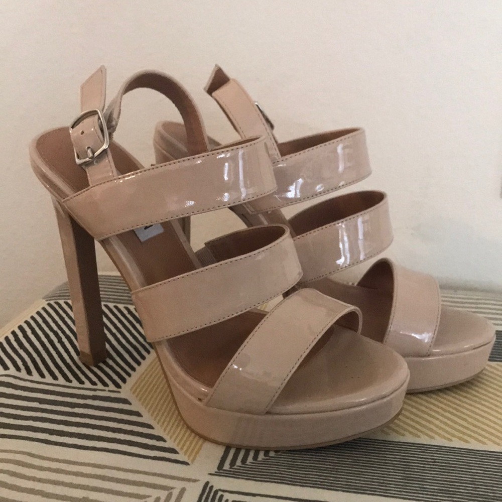 Steve Madden nude 4.5 inch heels